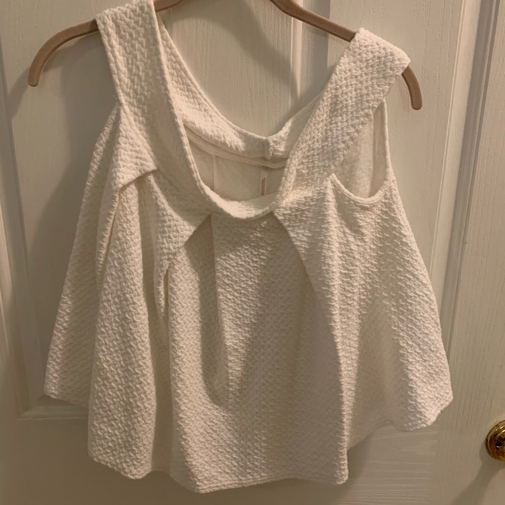 Free People, cropped, off the shoulder